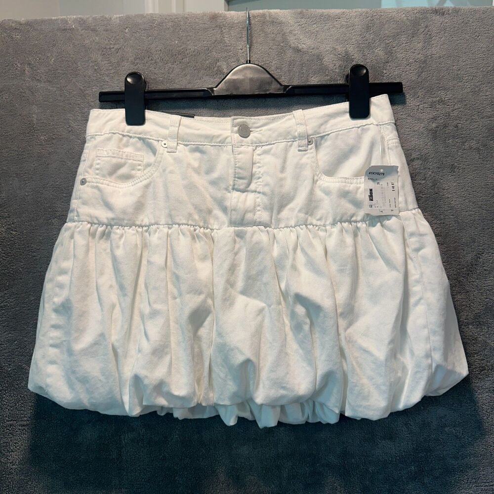 NWT BLANKNYC White Denim Bubble Hem Mini Skirt Size 28 NWT Drop Yoke Puff Skirt
